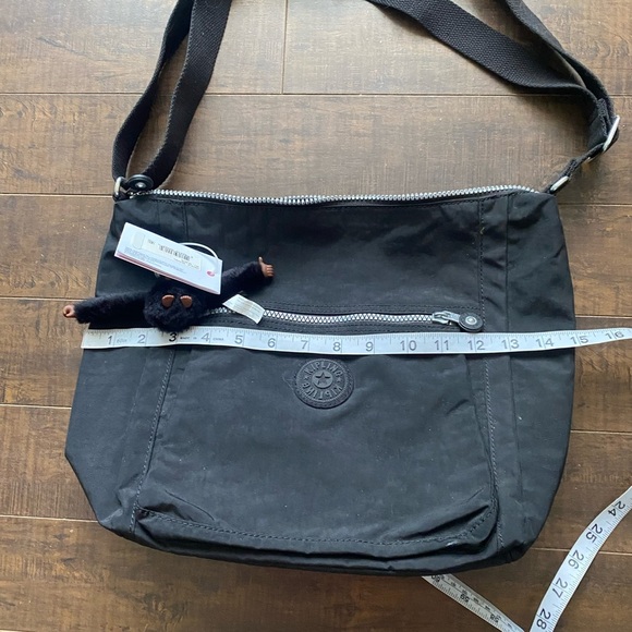 Kipling Bethle Black crossbody shoulder bag - Picture 5 of 13